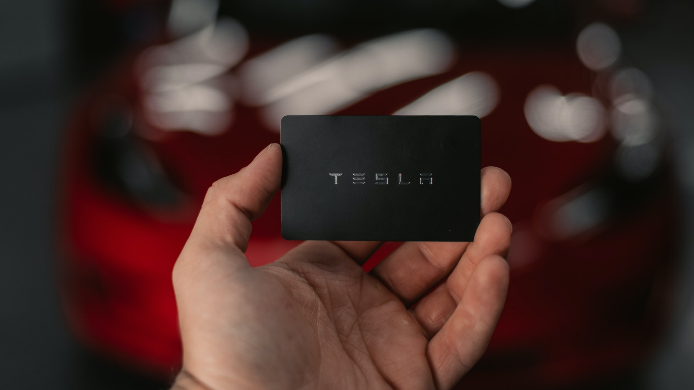 ITEXIA_smartlabels_Blog_Tesla