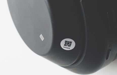 Inventar-Etikett auf Kopfhörern